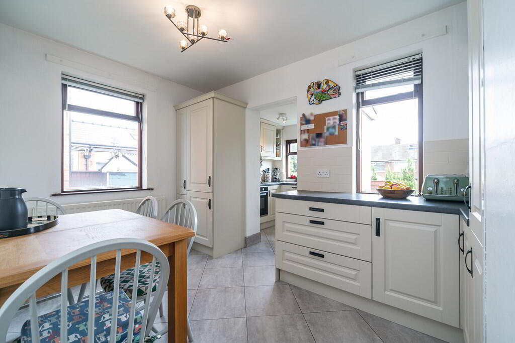 154 Finaghy Road South 9 of 27