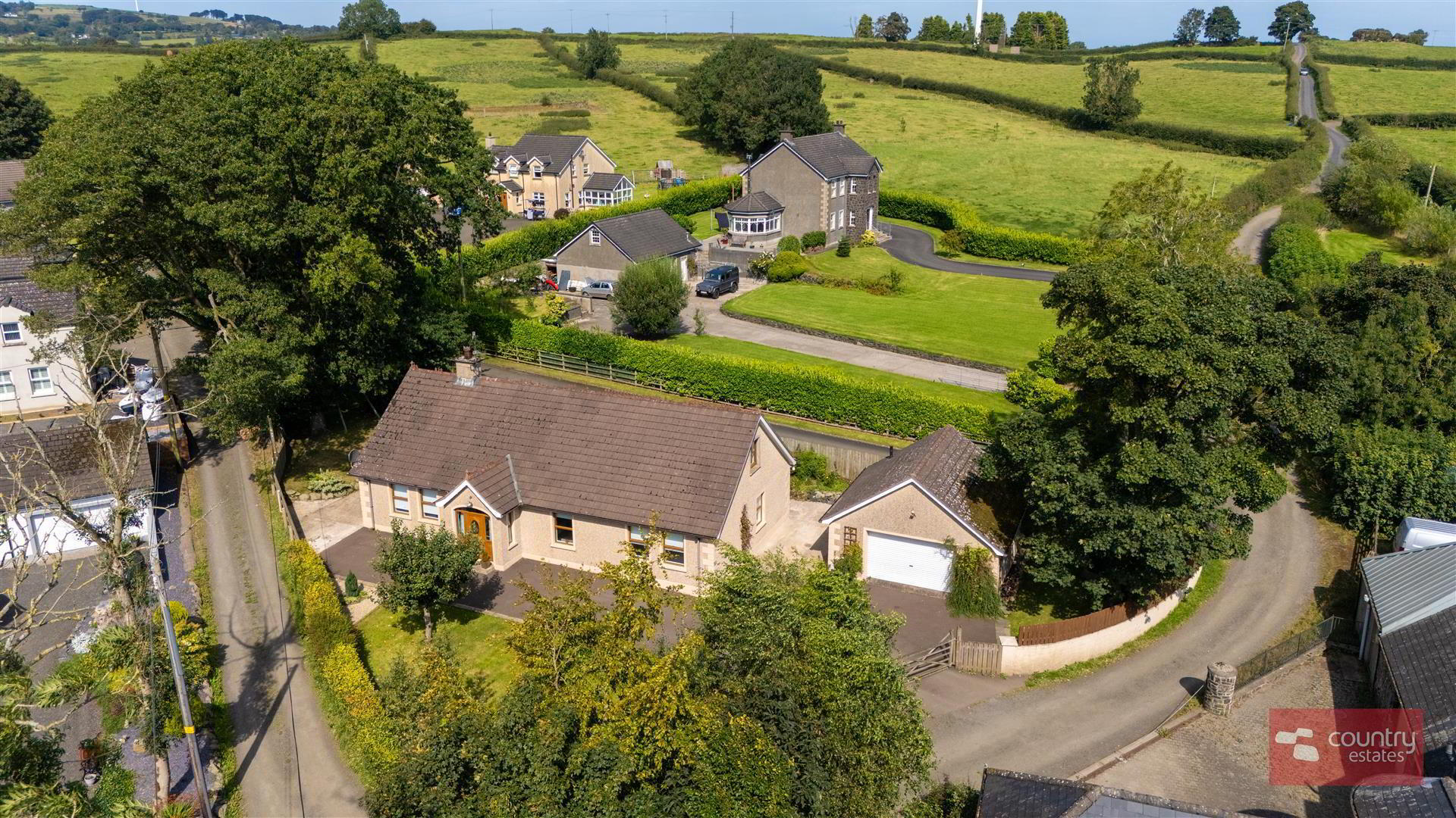 41 Holestone Road 3 of 41