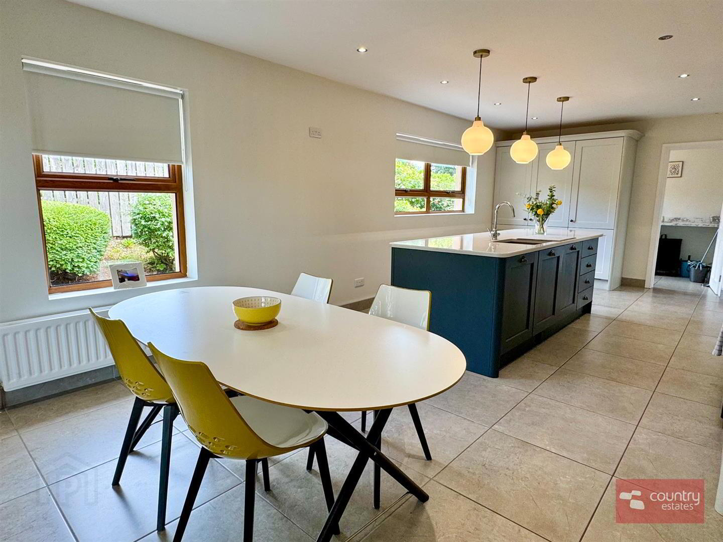 41 Holestone Road 14 of 41