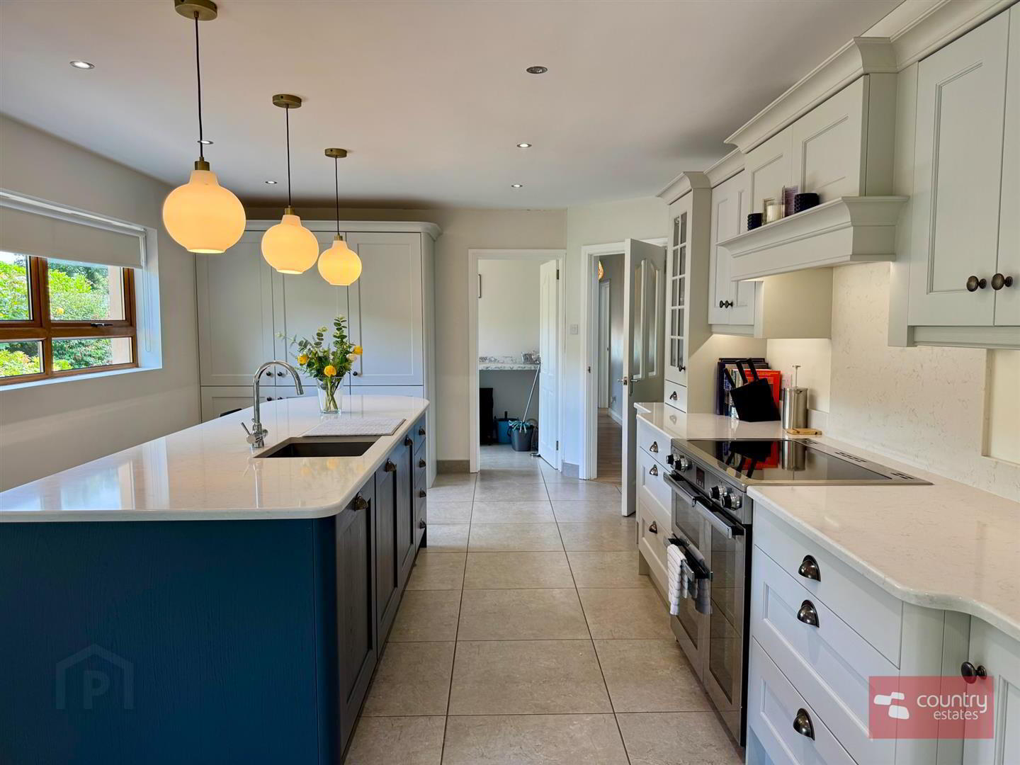 41 Holestone Road 11 of 41