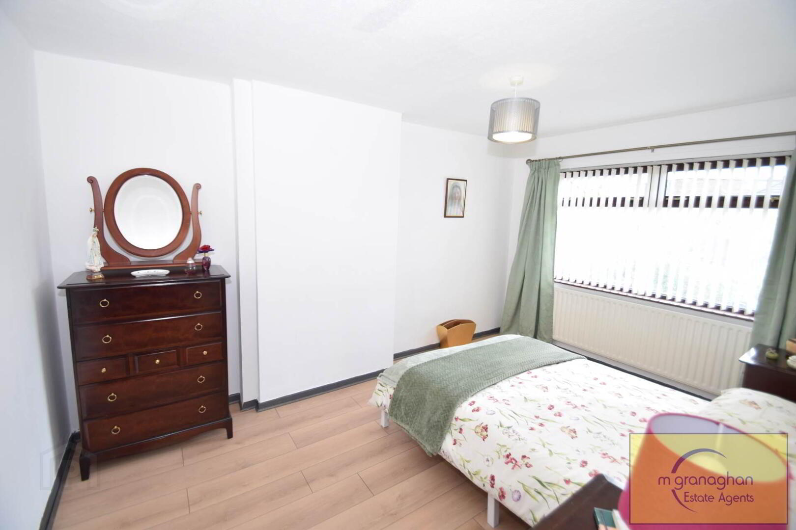 21 Riverdale Park East 15 of 26