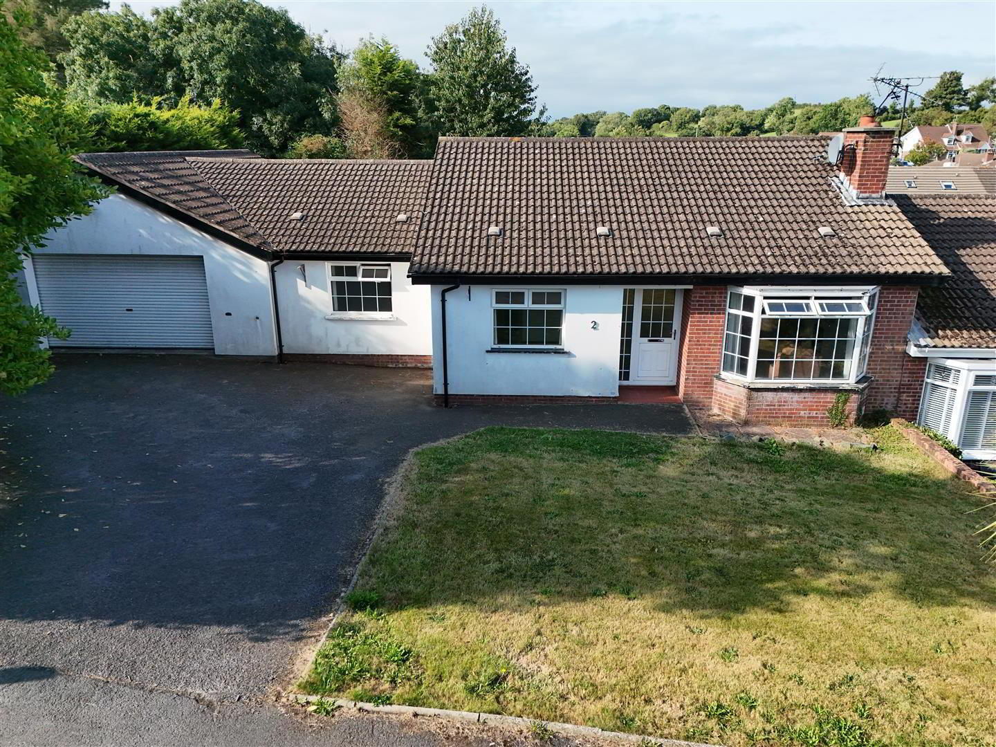 2 Annsfield Park 1 of 33