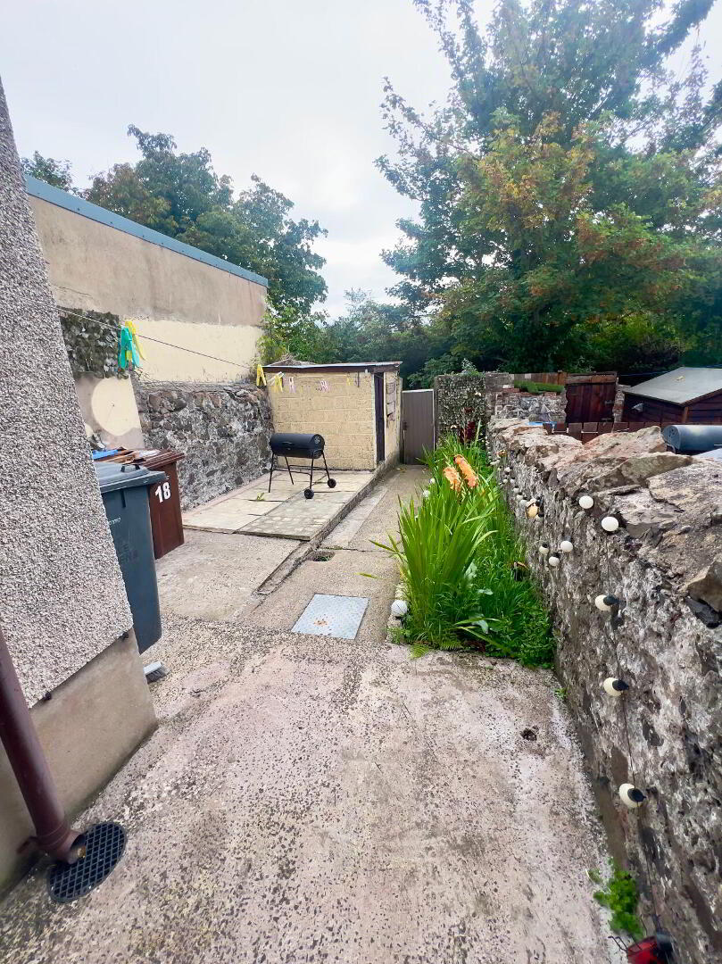 18 Circular Road 10 of 11