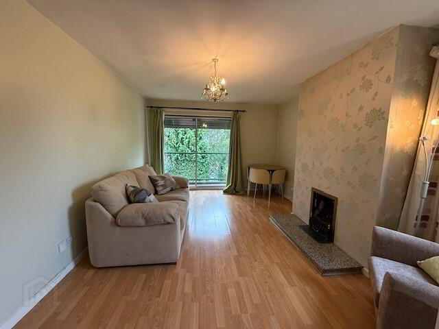 69 Upper Malone Road 3 of 7