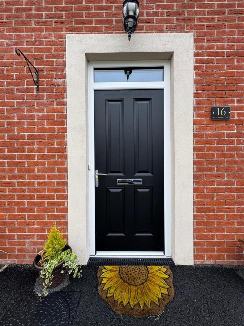 16 Napoleons Gate 18 of 18