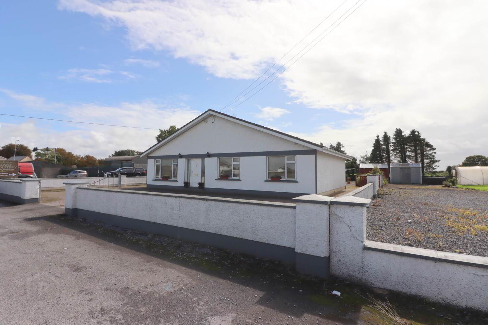 property description image