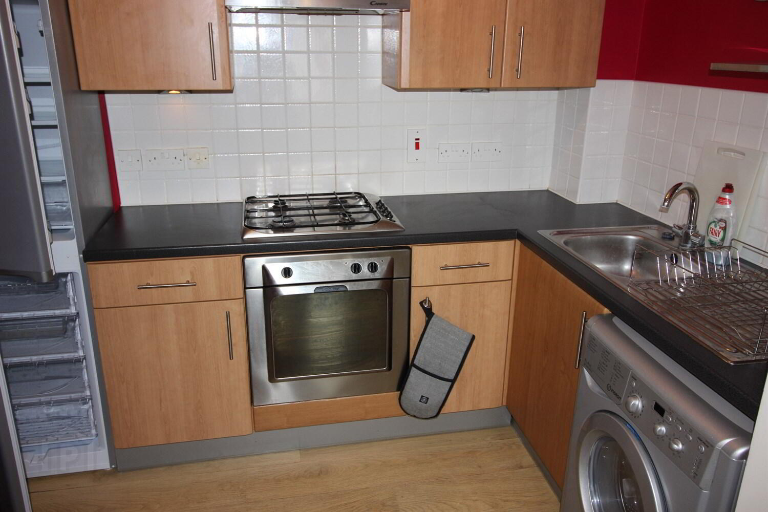 Apartment 14 Dunmore Building 4 of 6
