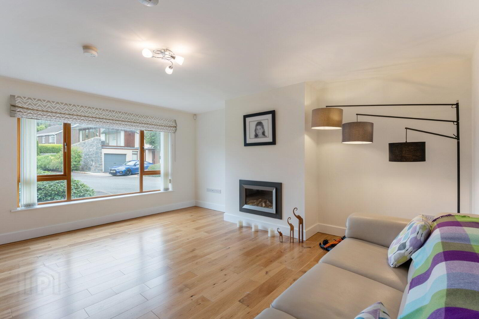 17 Helensview Park 7 of 45