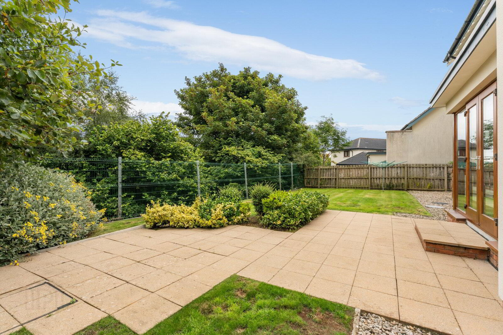 17 Helensview Park 42 of 45