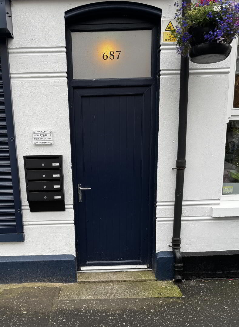 Unit 3 687 Shore Road 1 of 4