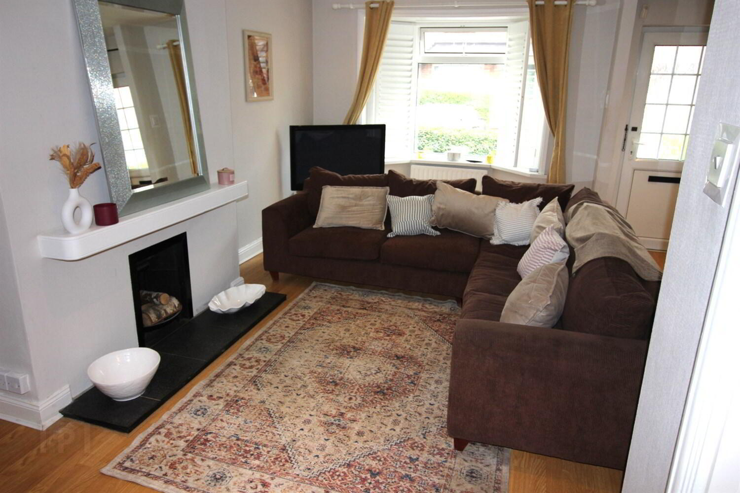 property description image