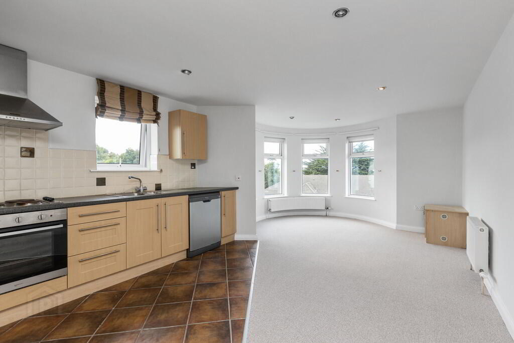 18 Ballyholme View 5 of 19