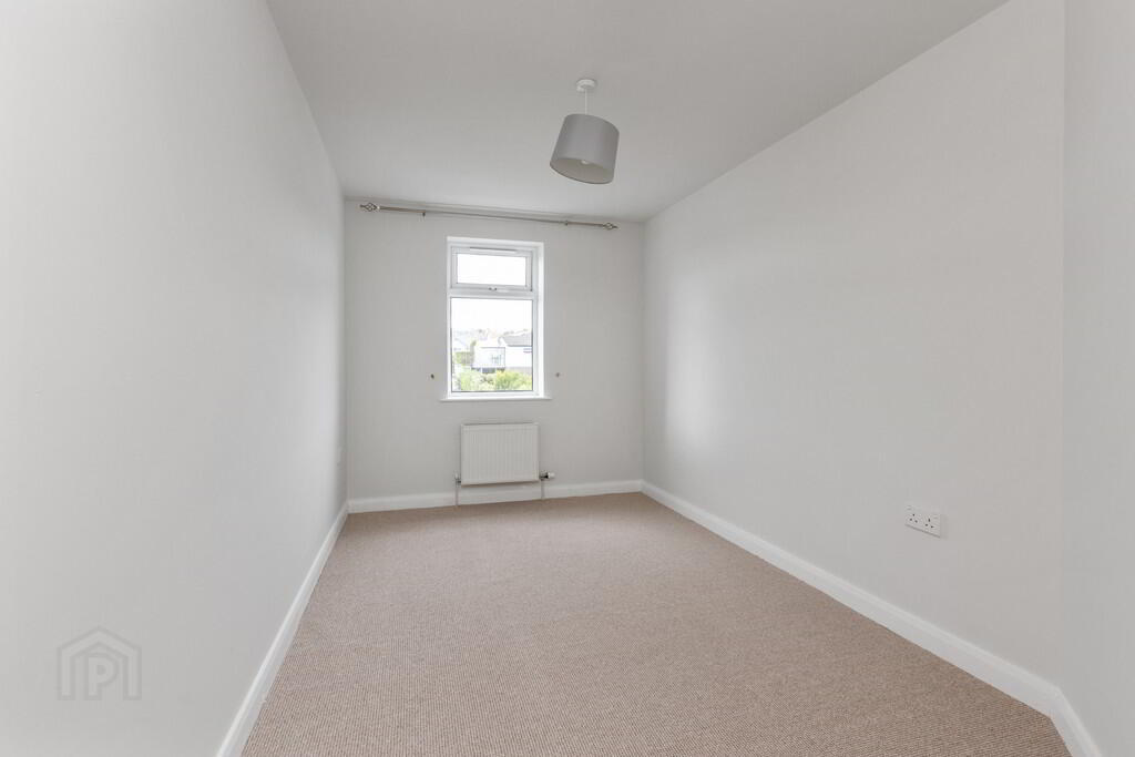 18 Ballyholme View 11 of 19