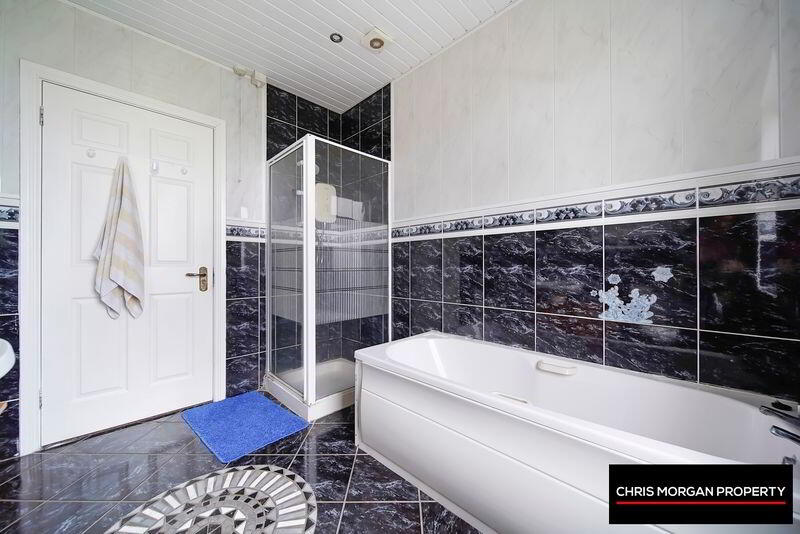 1 Henry Place, Currans Brae 23 of 27