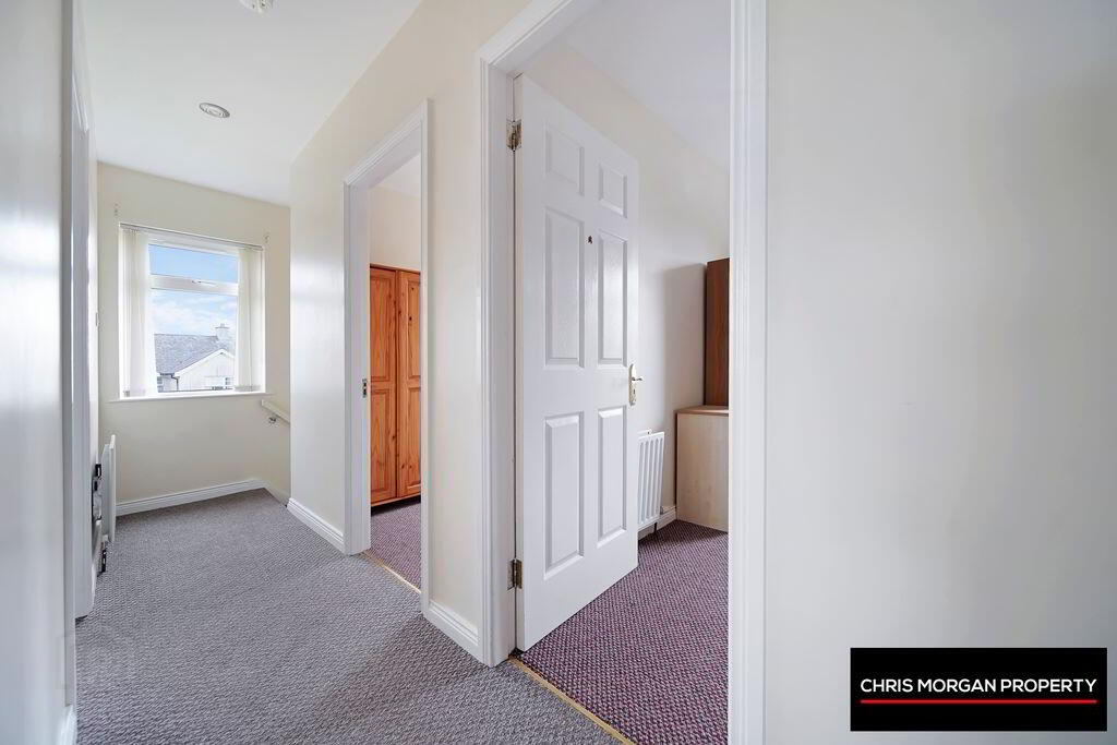 1 Henry Place, Currans Brae 15 of 27