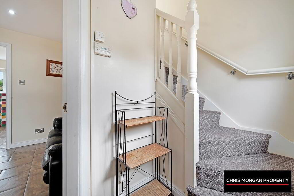 1 Henry Place, Currans Brae 6 of 27