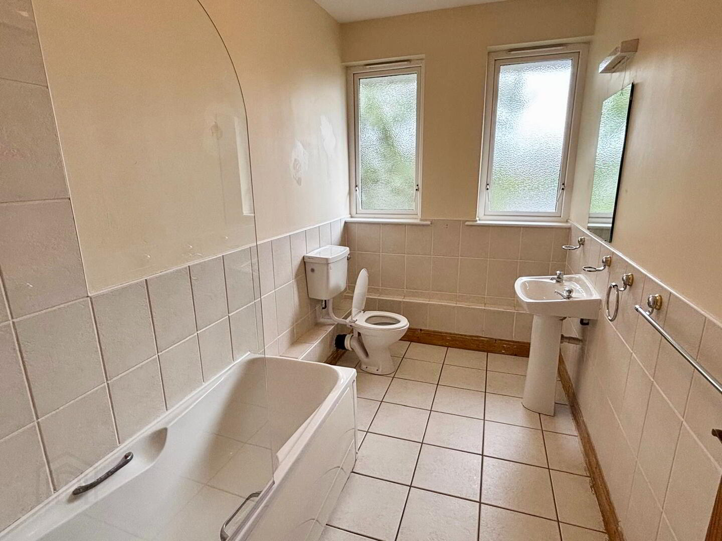 Apartment 4, Carrig Abhainn 7 of 16