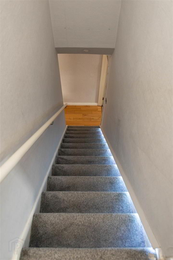 12 Dromore Street 10 of 21