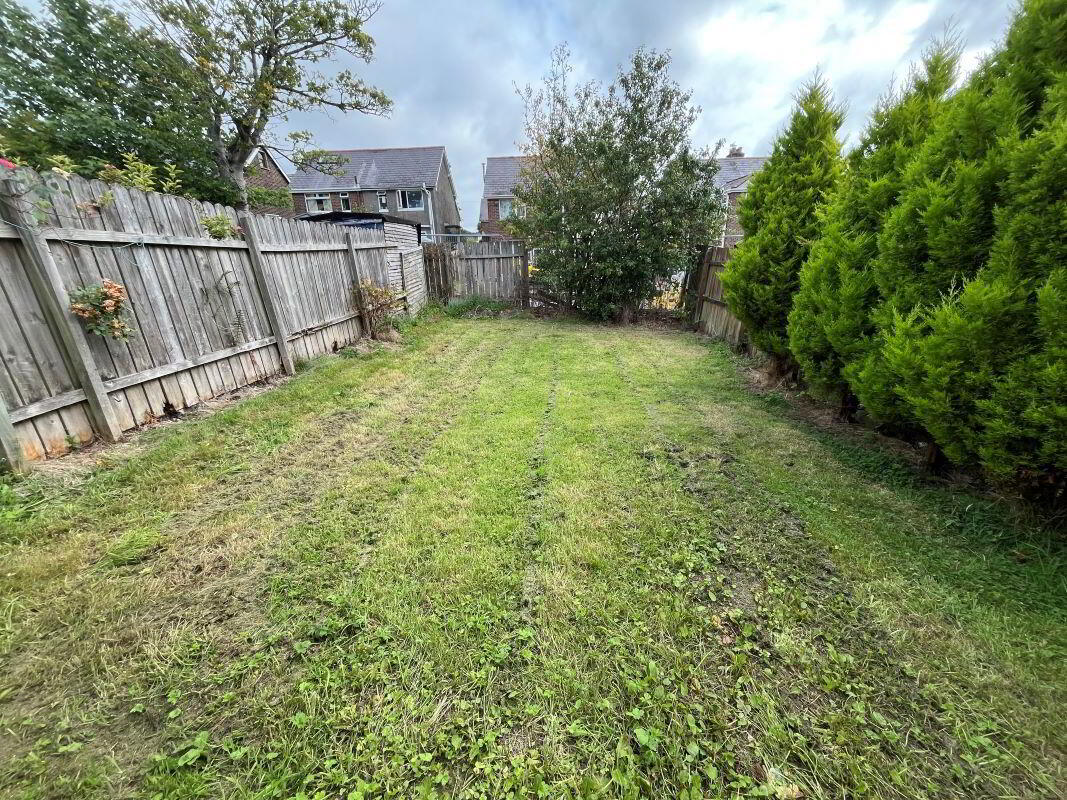 143 Joanmount Park 17 of 18