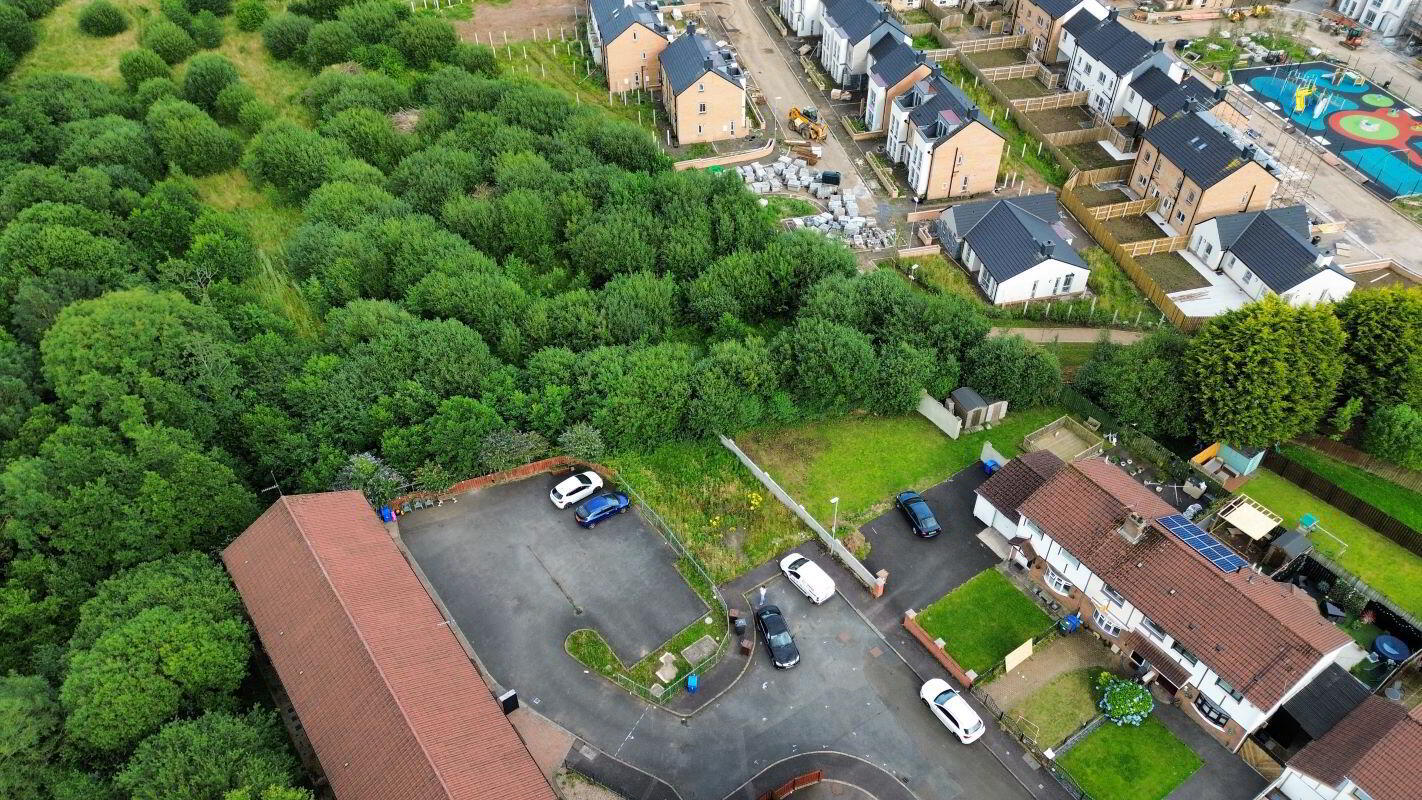 Land At, Moor Park Mews 7 of 11
