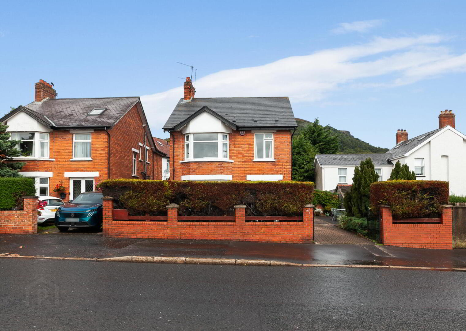 77 North Circular Road 2 of 30