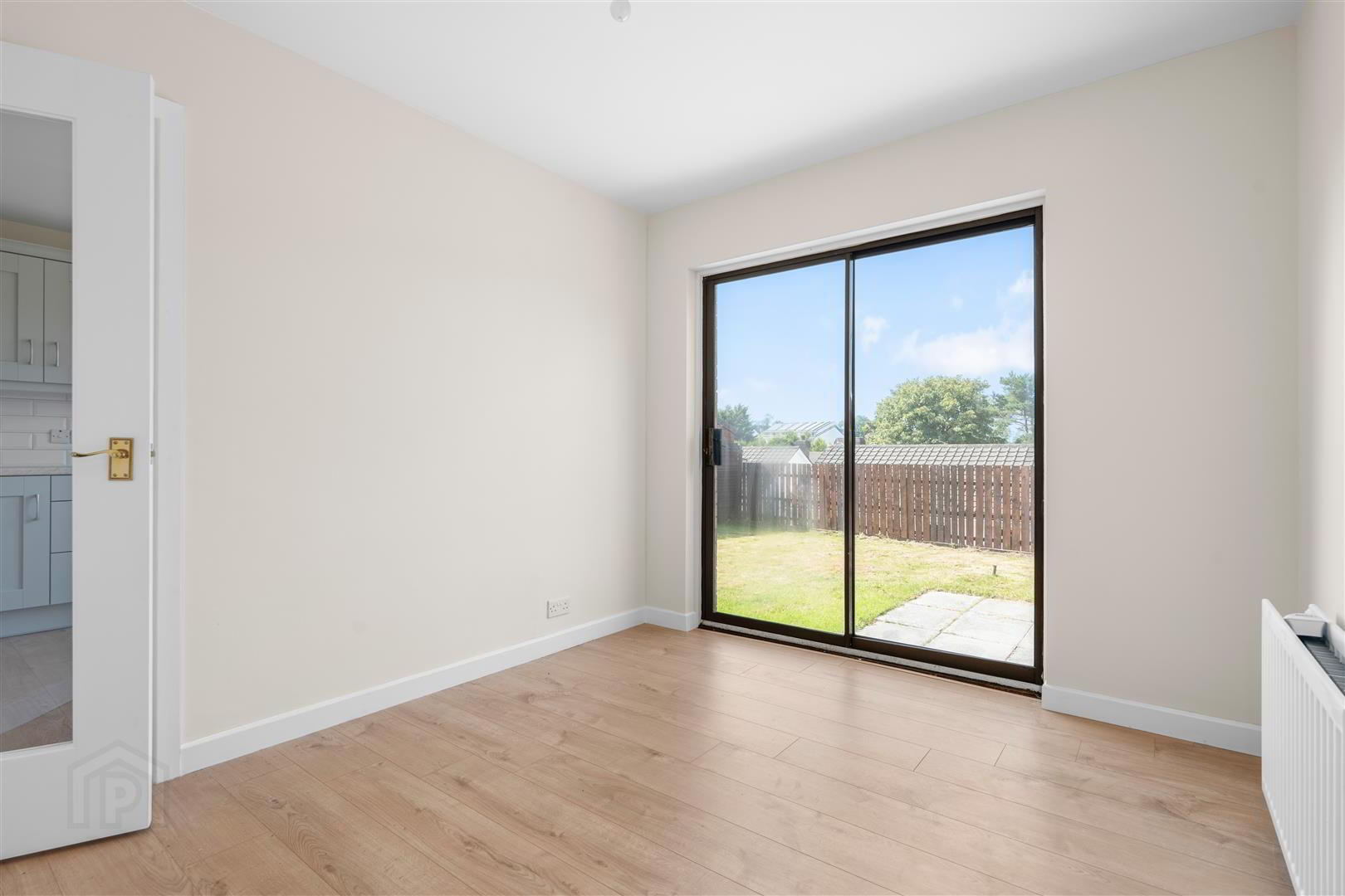 28 Alveston Park 7 of 13