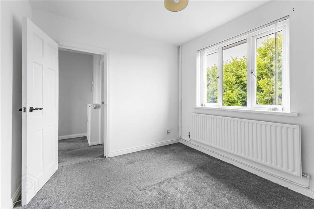 6 Eastway 14 of 22