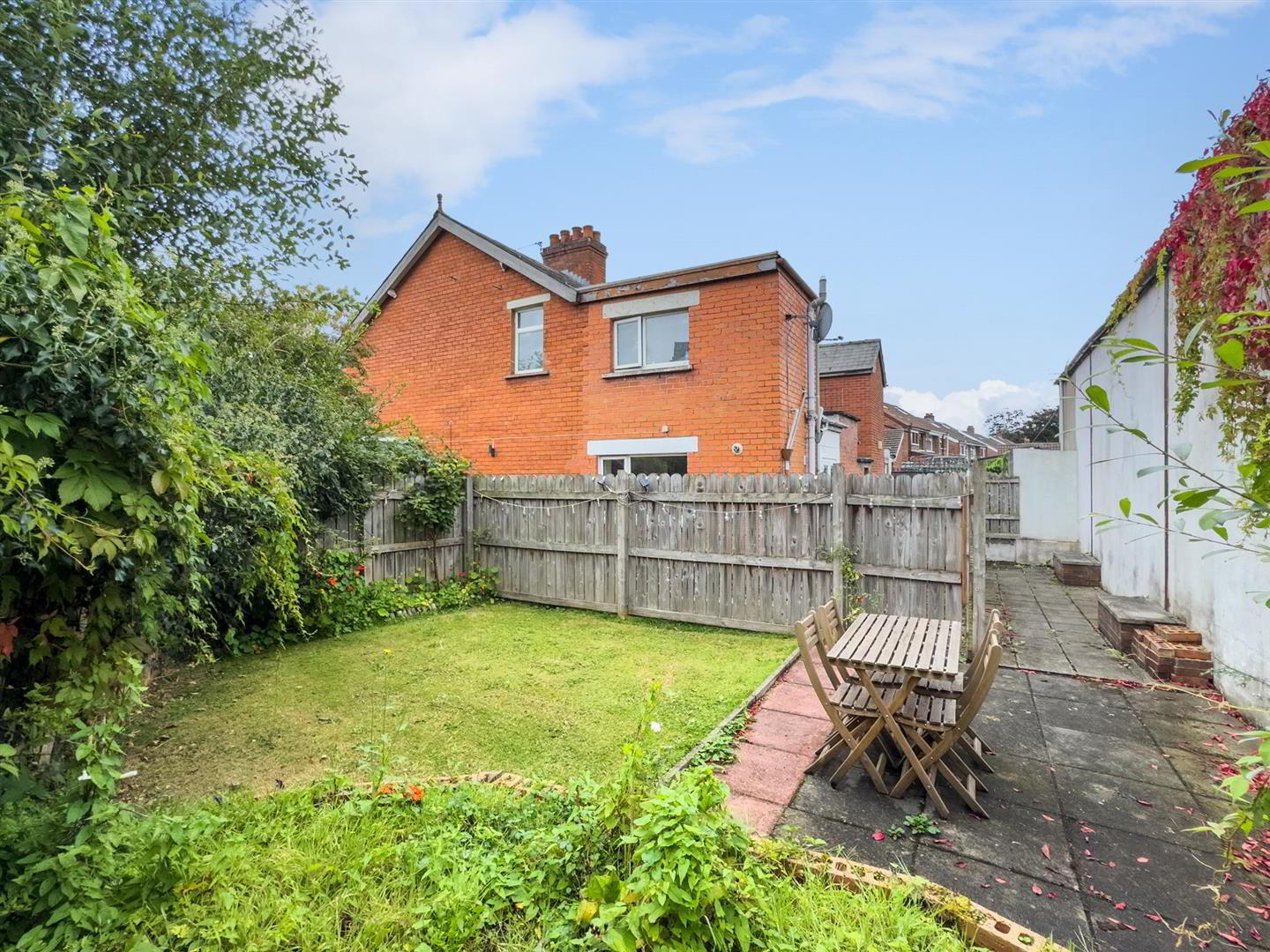 property description image