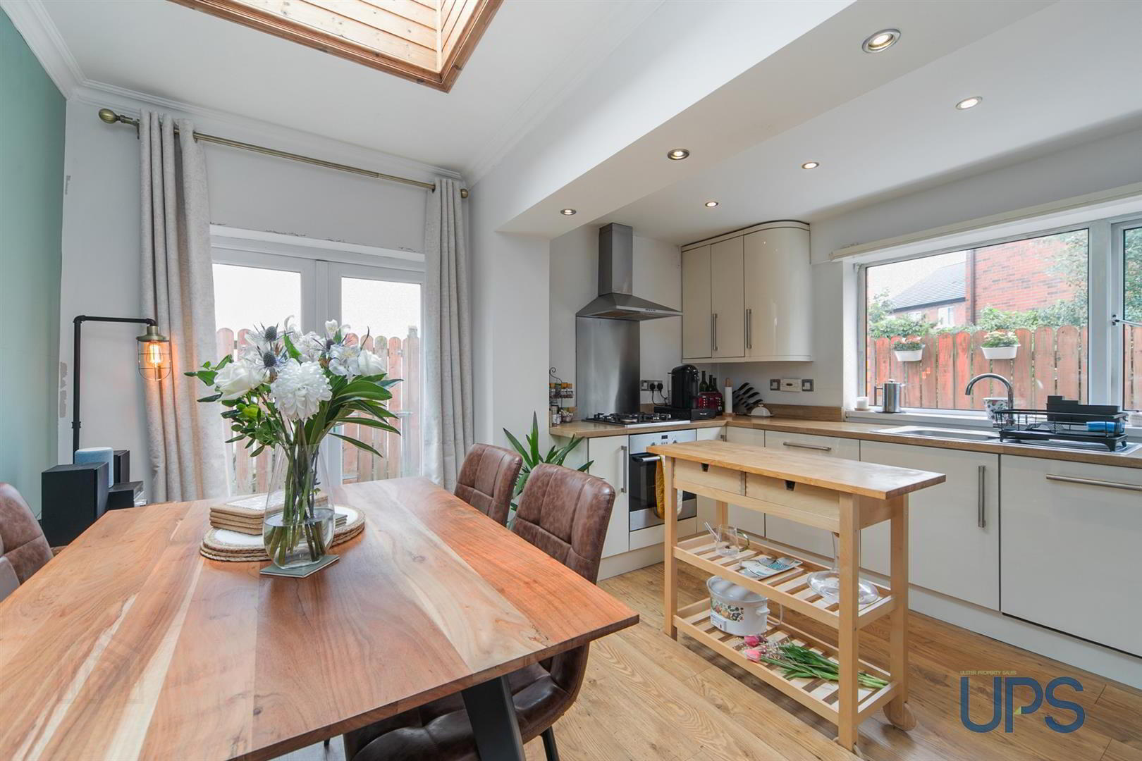 12 Ardmore Avenue 9 of 32