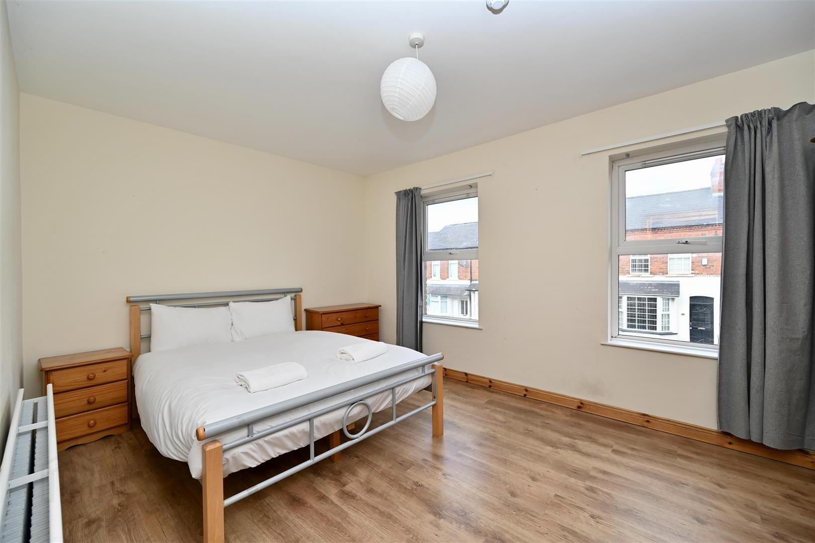 Room 3, 34c Edinburgh Street 5 of 9