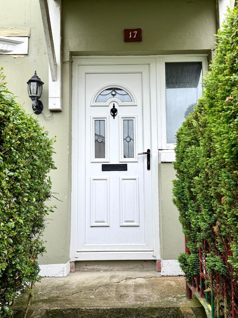 17 Glenside Road 3 of 24