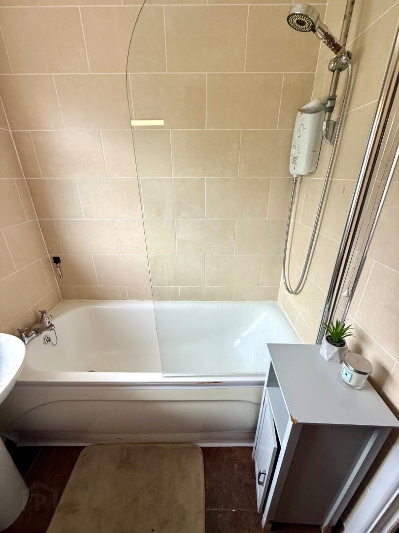 17 Glenside Road 20 of 24