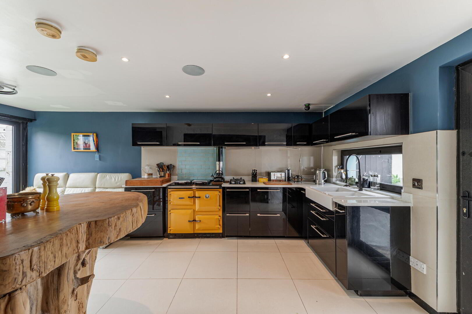 Hollytree Cottage, 10 Deer Park Road 27 of 88
