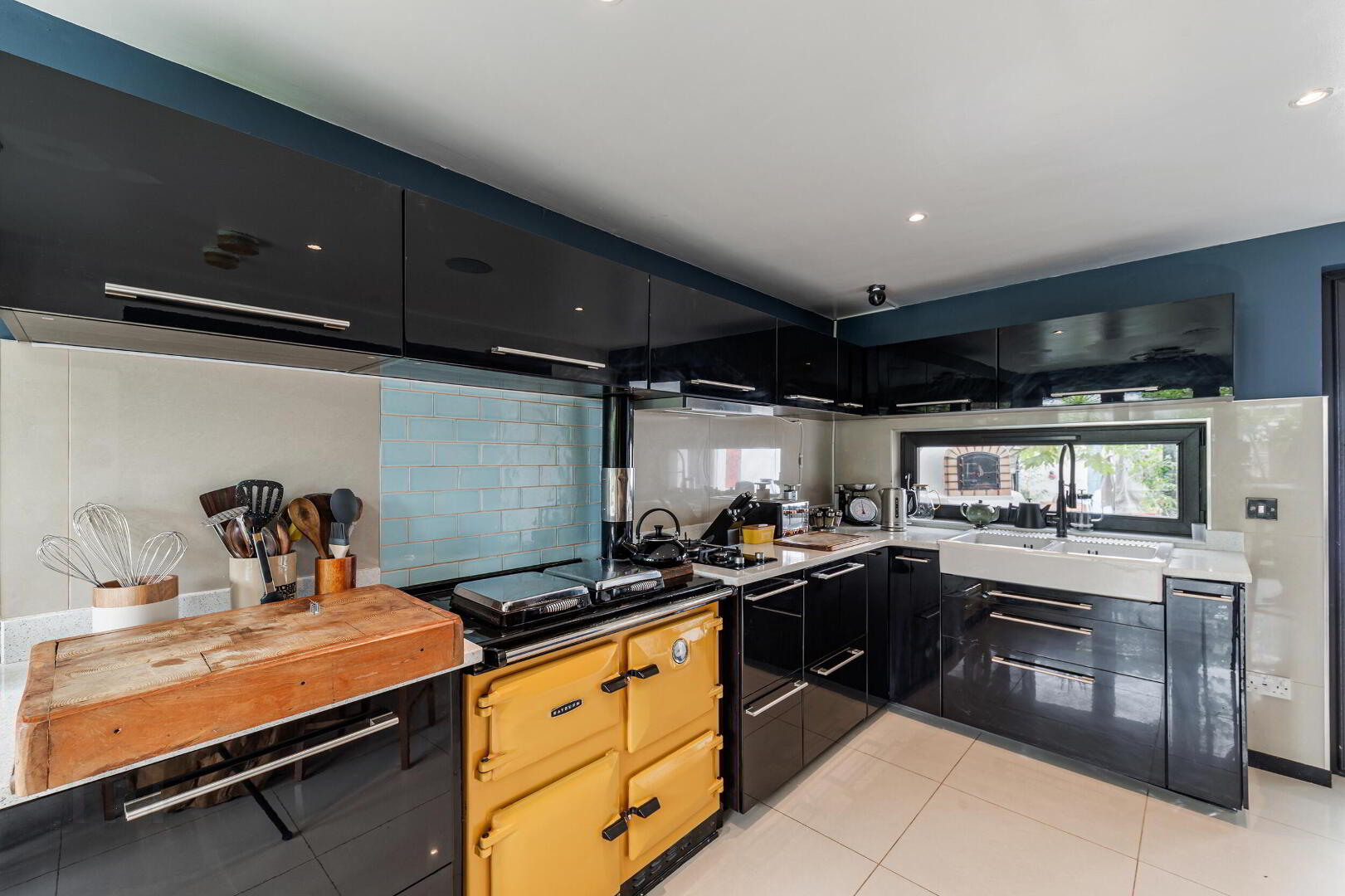 Hollytree Cottage, 10 Deer Park Road 35 of 88