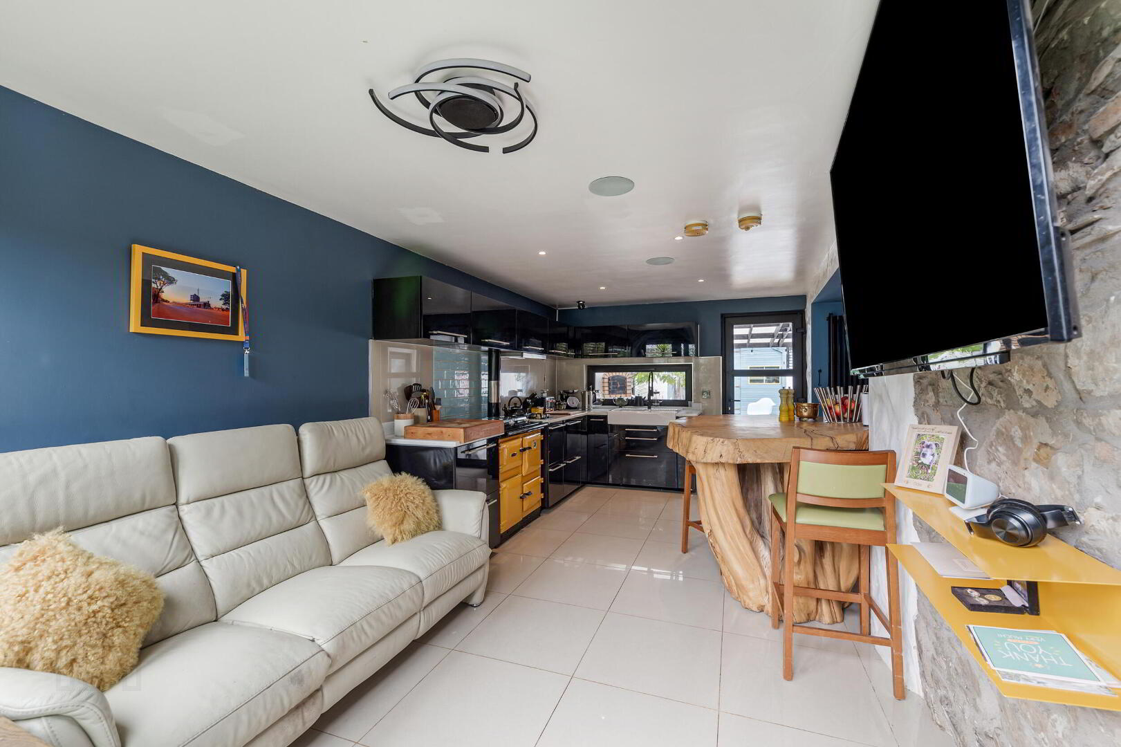 Hollytree Cottage, 10 Deer Park Road 36 of 88