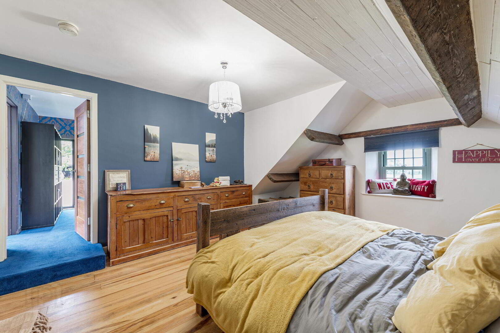 Hollytree Cottage, 10 Deer Park Road 50 of 88