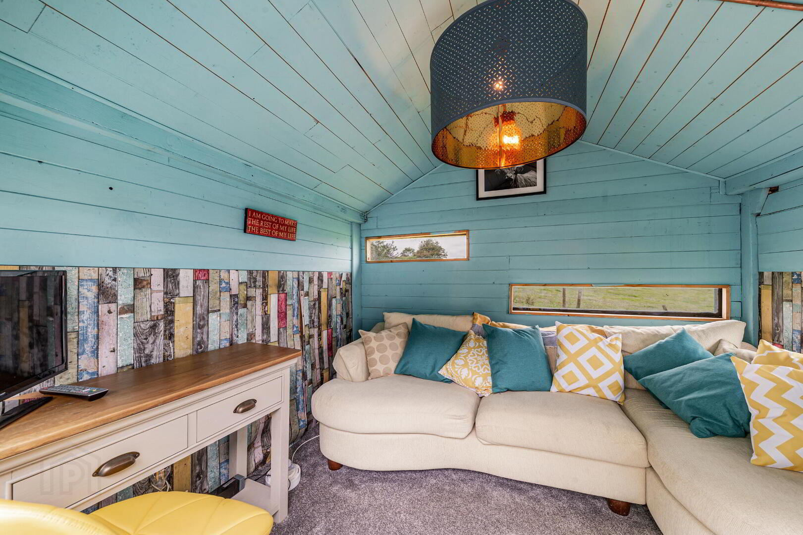 Hollytree Cottage, 10 Deer Park Road 69 of 88