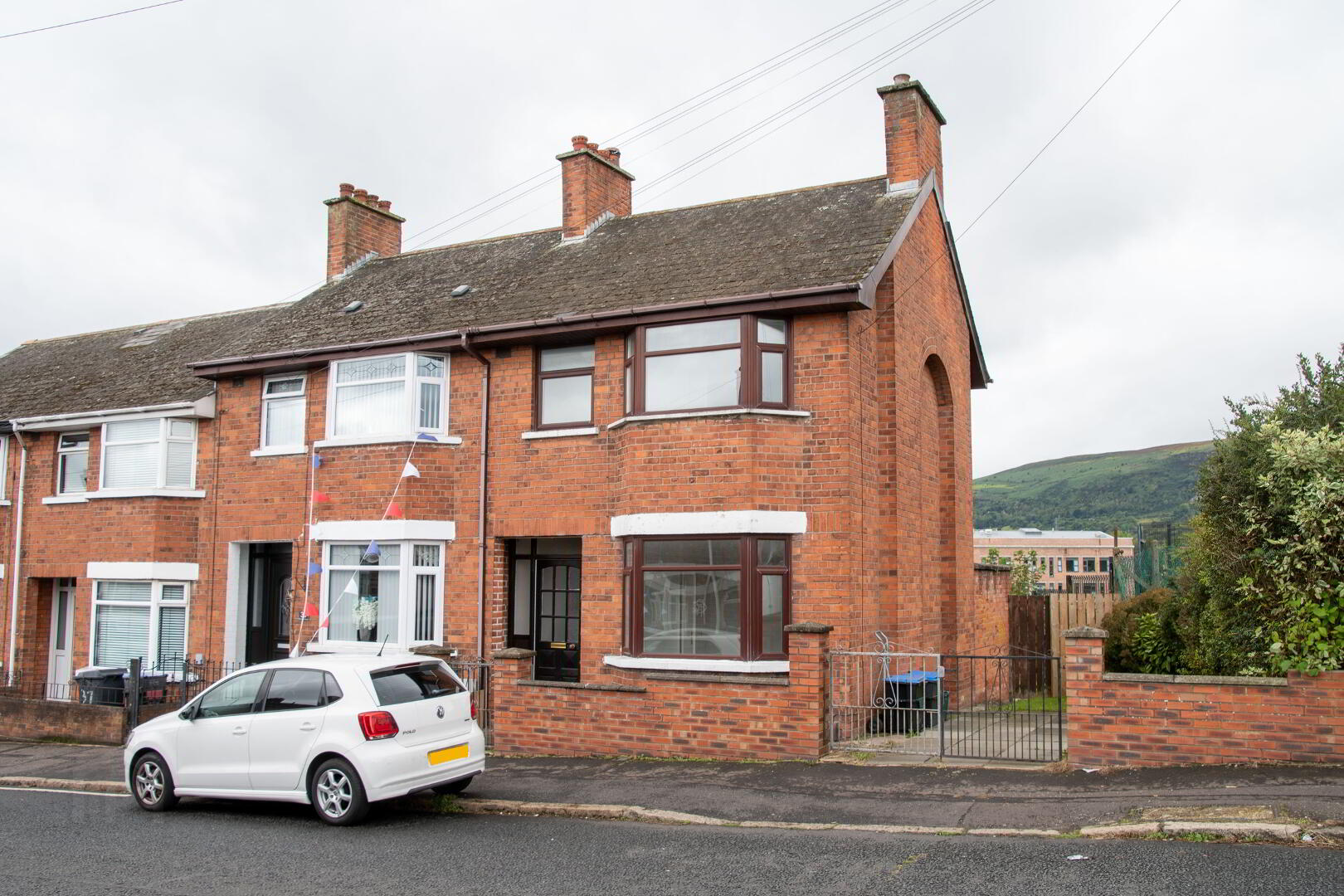 33 Woodvale Avenue 1 of 9