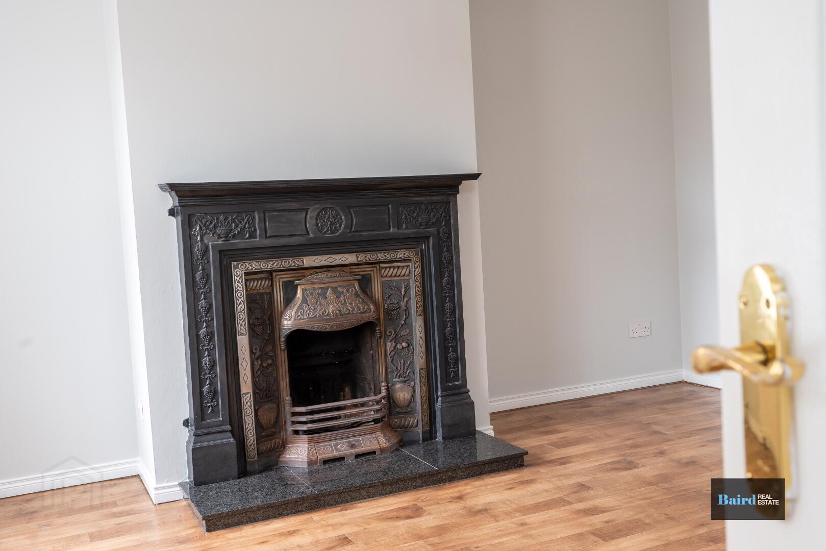 3 Oakwood Manor 5 of 26
