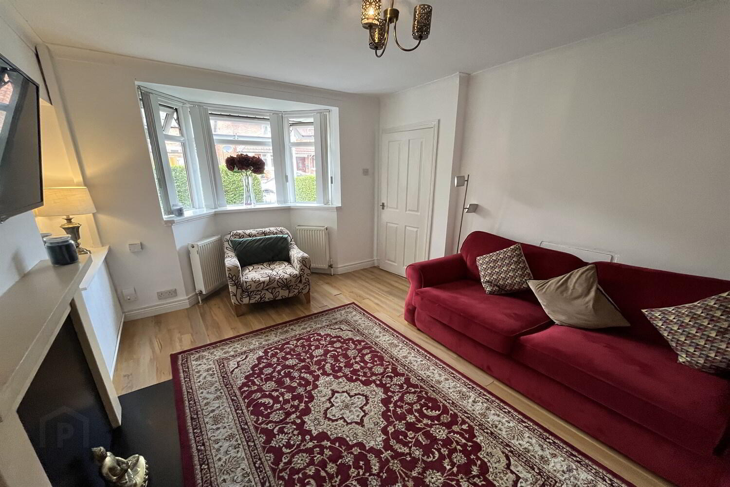30 Veryan Gardens 3 of 12