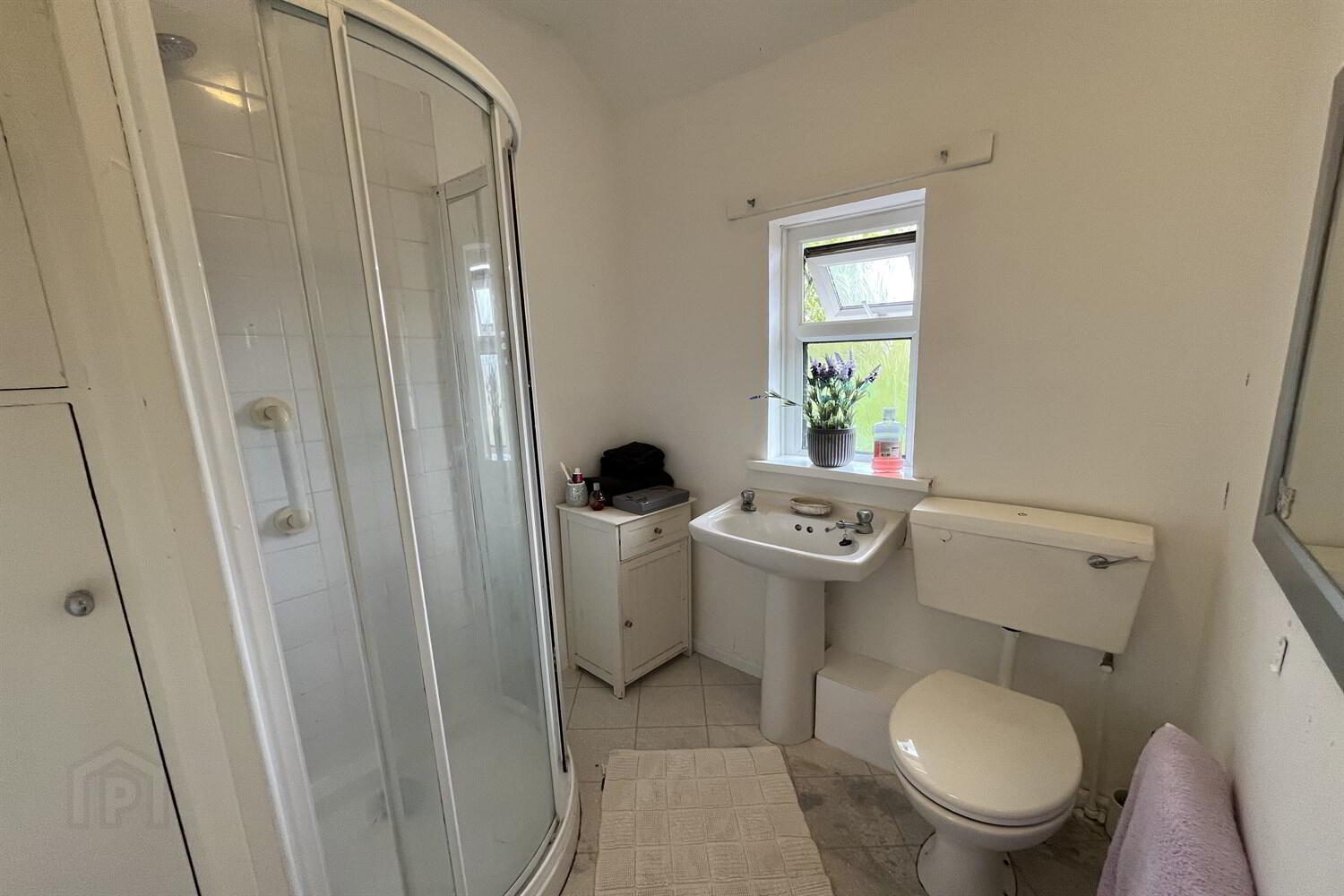 30 Veryan Gardens 10 of 12