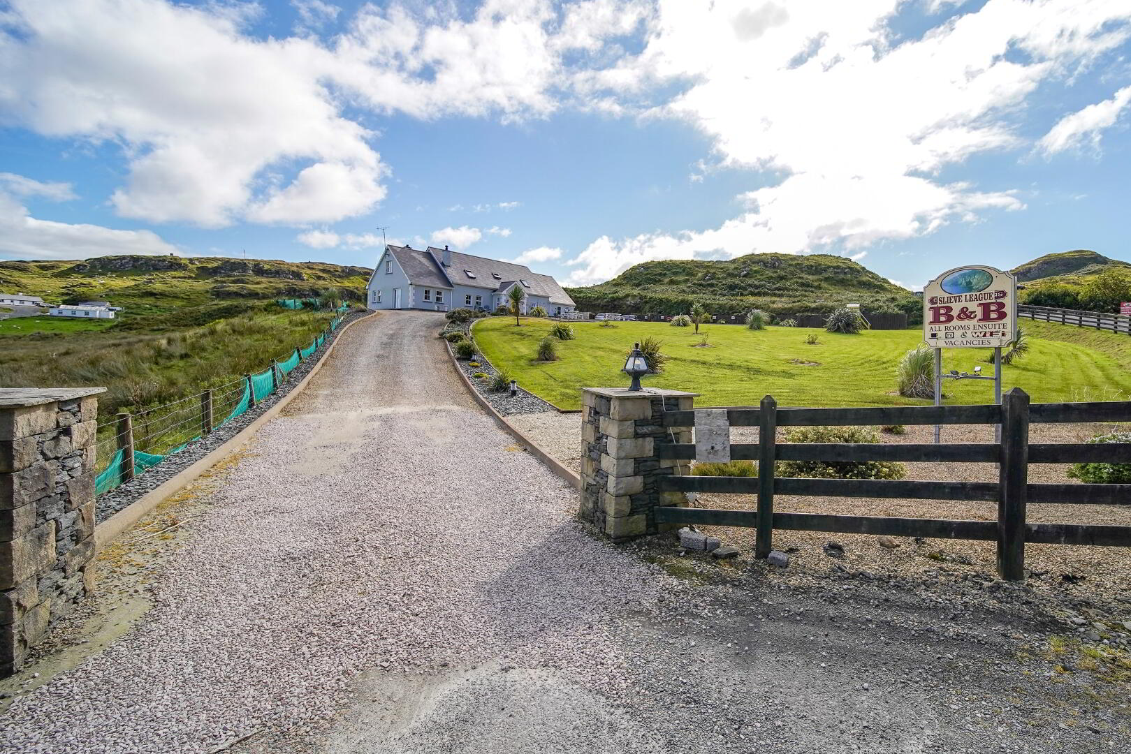 Slieve League House, Teelin 2 of 34
