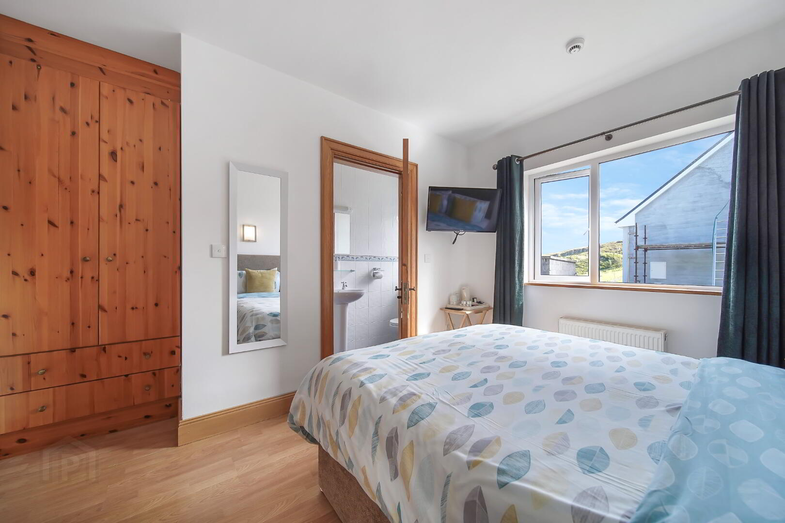 Slieve League House, Teelin 16 of 34