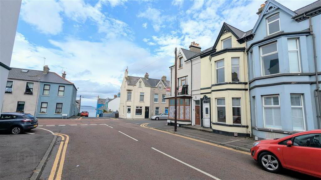 50a Victoria Road 4 of 11