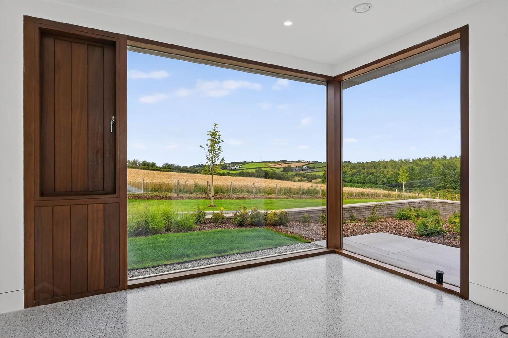 "Moor Park", 42 Moss Road 11 of 55