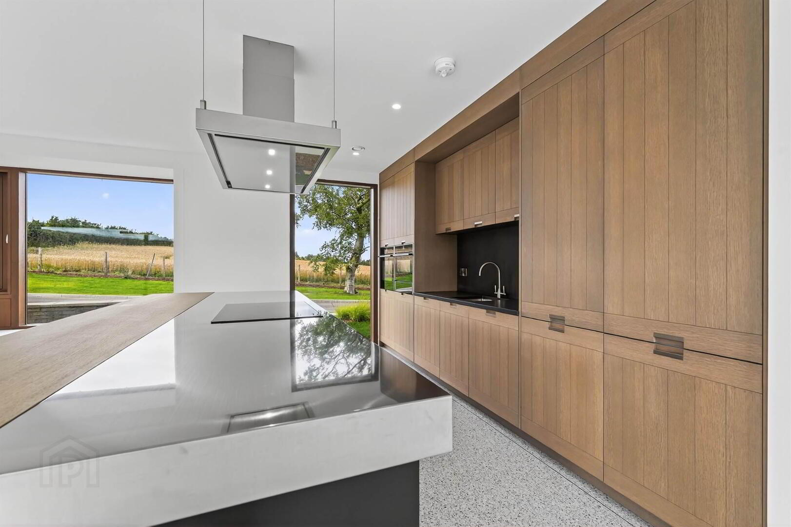 "Moor Park", 42 Moss Road 18 of 55