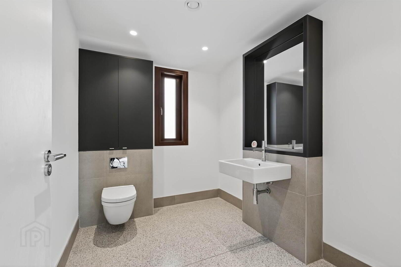 "Moor Park", 42 Moss Road 24 of 55