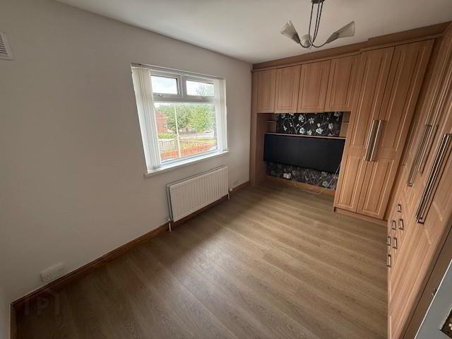 10 Knocknagoney Grove 5 of 9