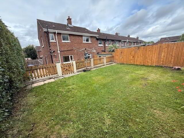 10 Knocknagoney Grove 8 of 9