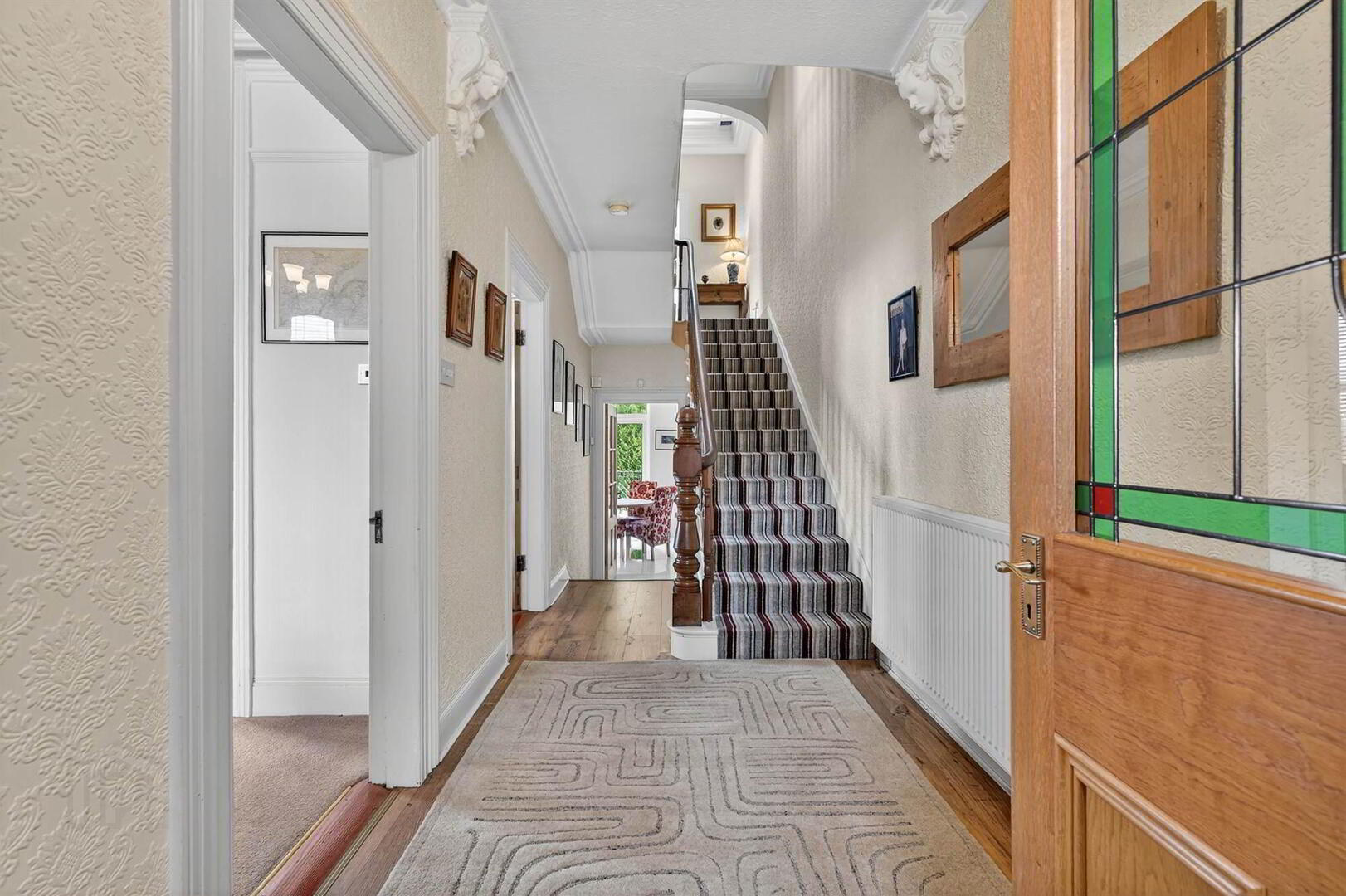 117 Hillsborough Road 4 of 39